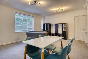 Lounge Diner- click for photo gallery